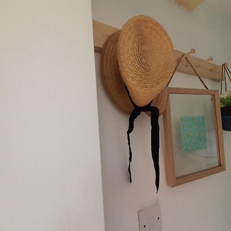 My Little Studio Farmborough Экстерьер фото