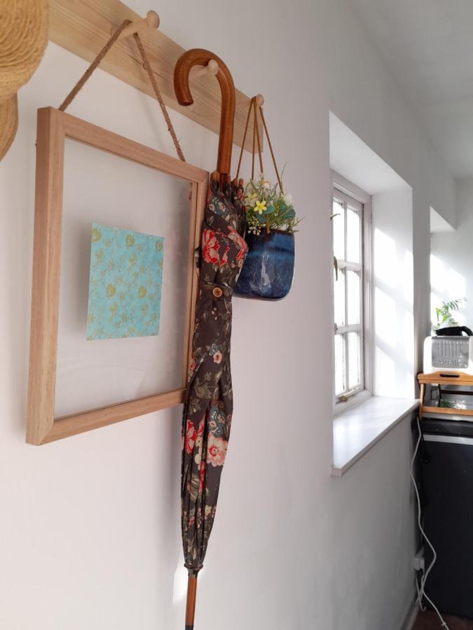 My Little Studio Farmborough Экстерьер фото