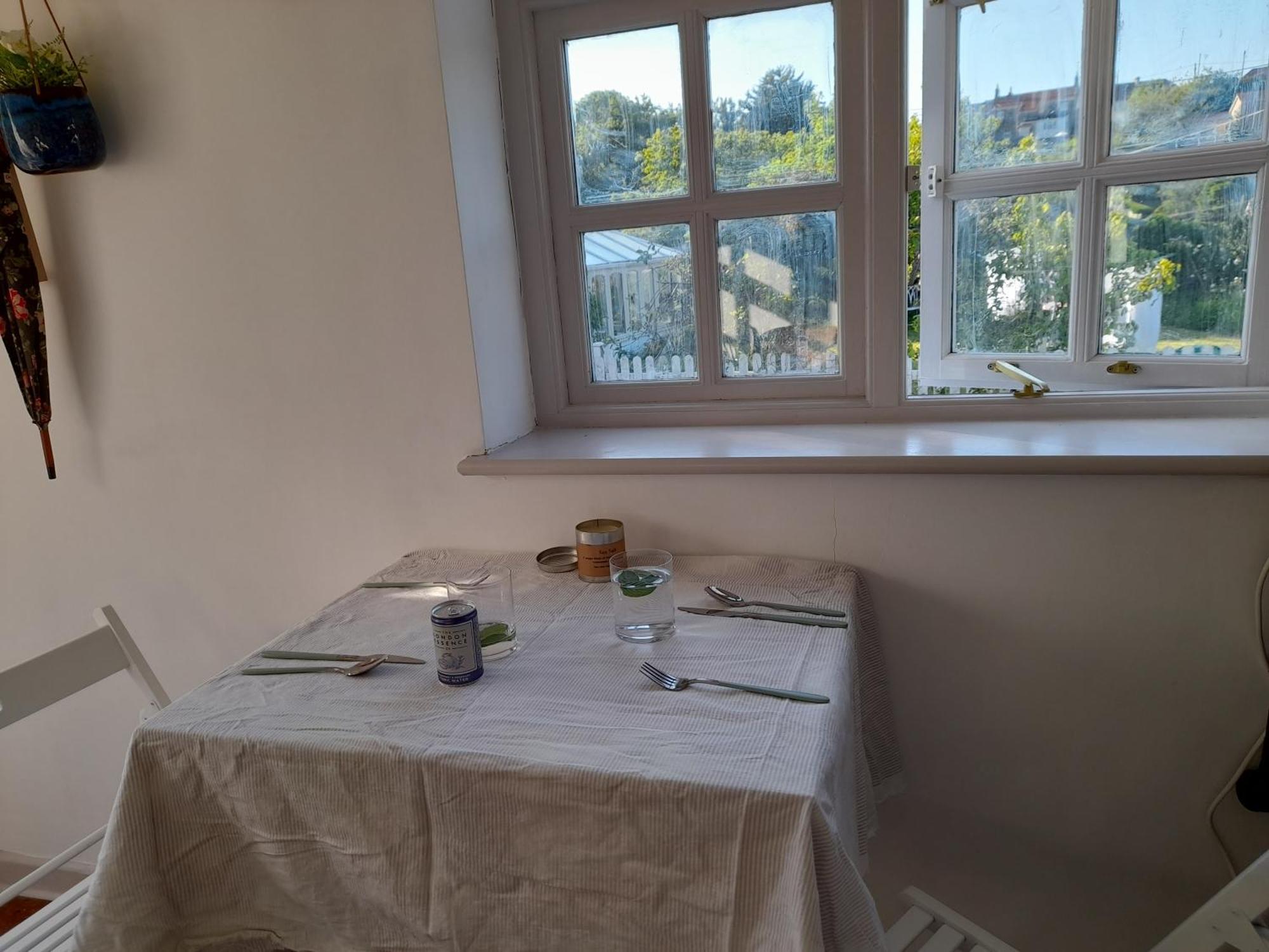 My Little Studio Farmborough Экстерьер фото